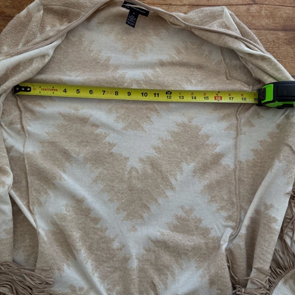 INC International Concept Soft Tan and Cream Fringed Open Cardigan Women’s M GUC - Picture 9 of 11